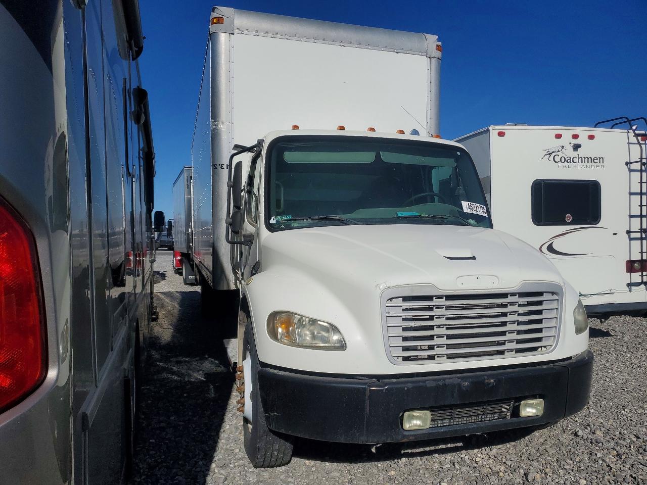 2005 FREIGHTLINER BUSINESS CLASS M2 BOX TRUCK photo 7