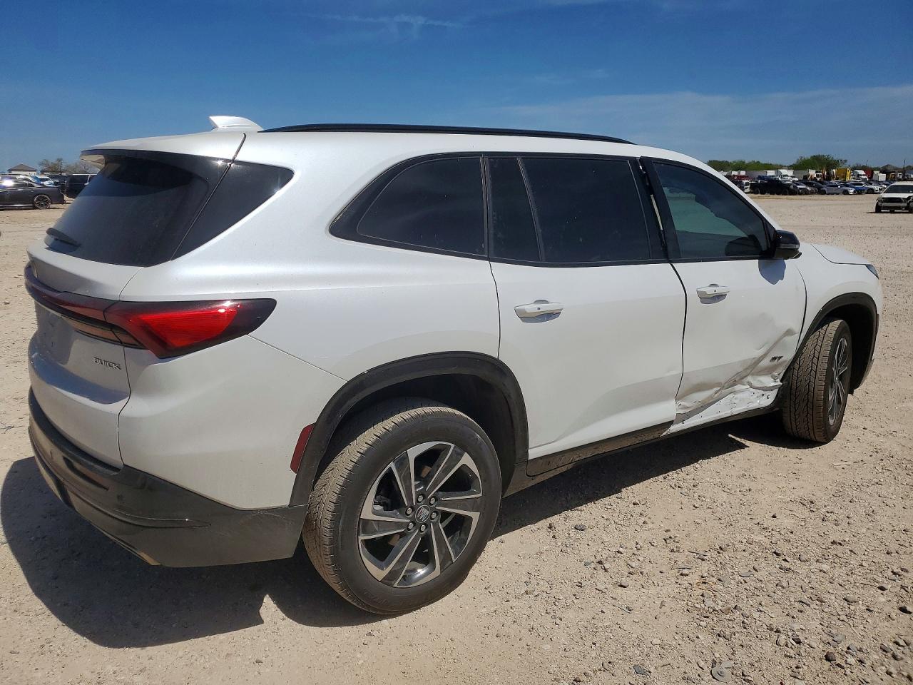 2025 BUICK ENCLAVE SPORT TOURING photo 7