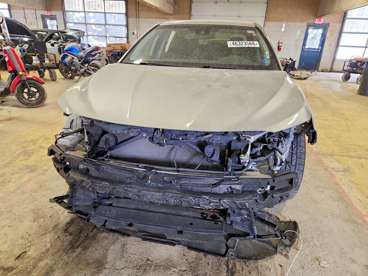 2018 TOYOTA CAMRY LE photo 9