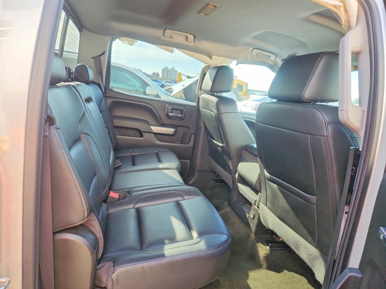2017 CHEVROLET SILVERADO C1500 LT photo 10