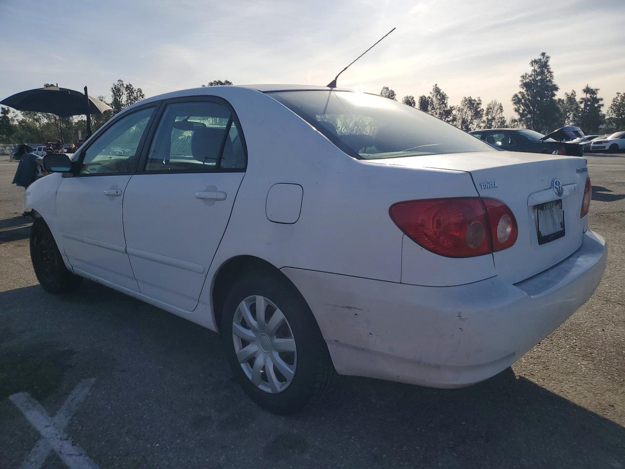 2006 TOYOTA COROLLA LE photo 2