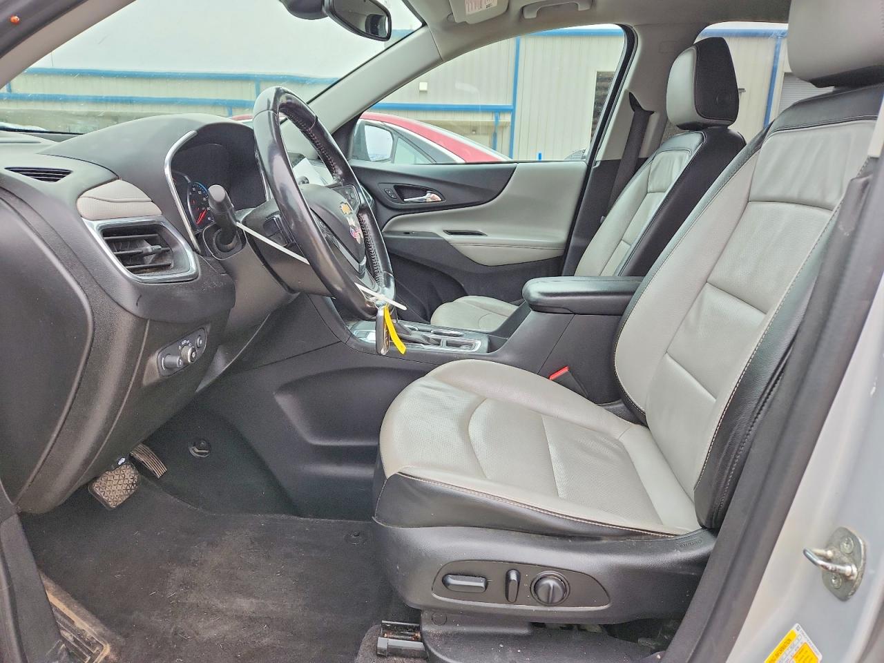 2020 CHEVROLET EQUINOX PREMIER photo 13