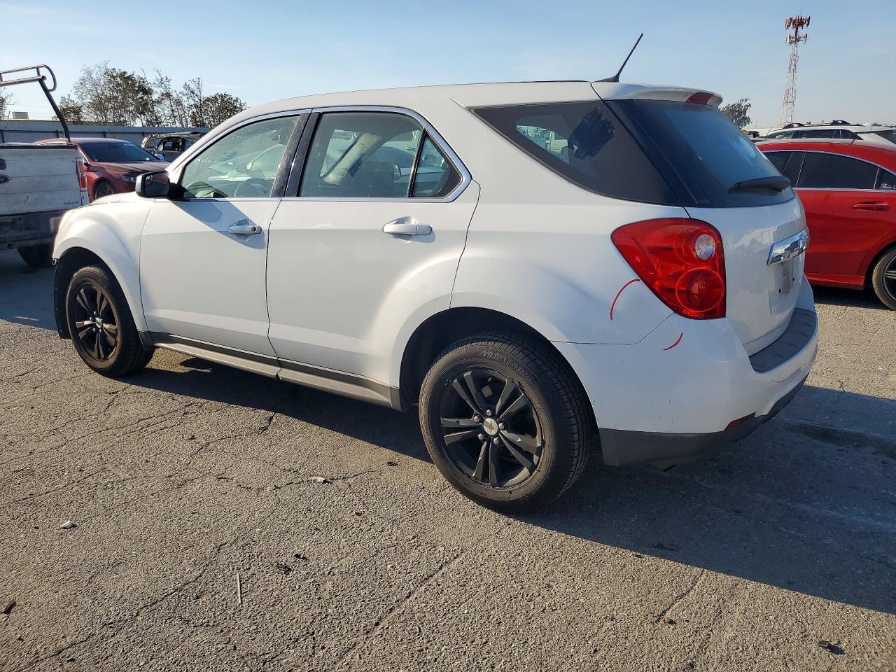 2014 CHEVROLET EQUINOX LS photo 2
