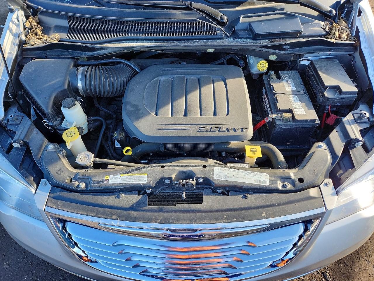 2011 CHRYSLER TOWN & COUNTRY TOURING photo 23