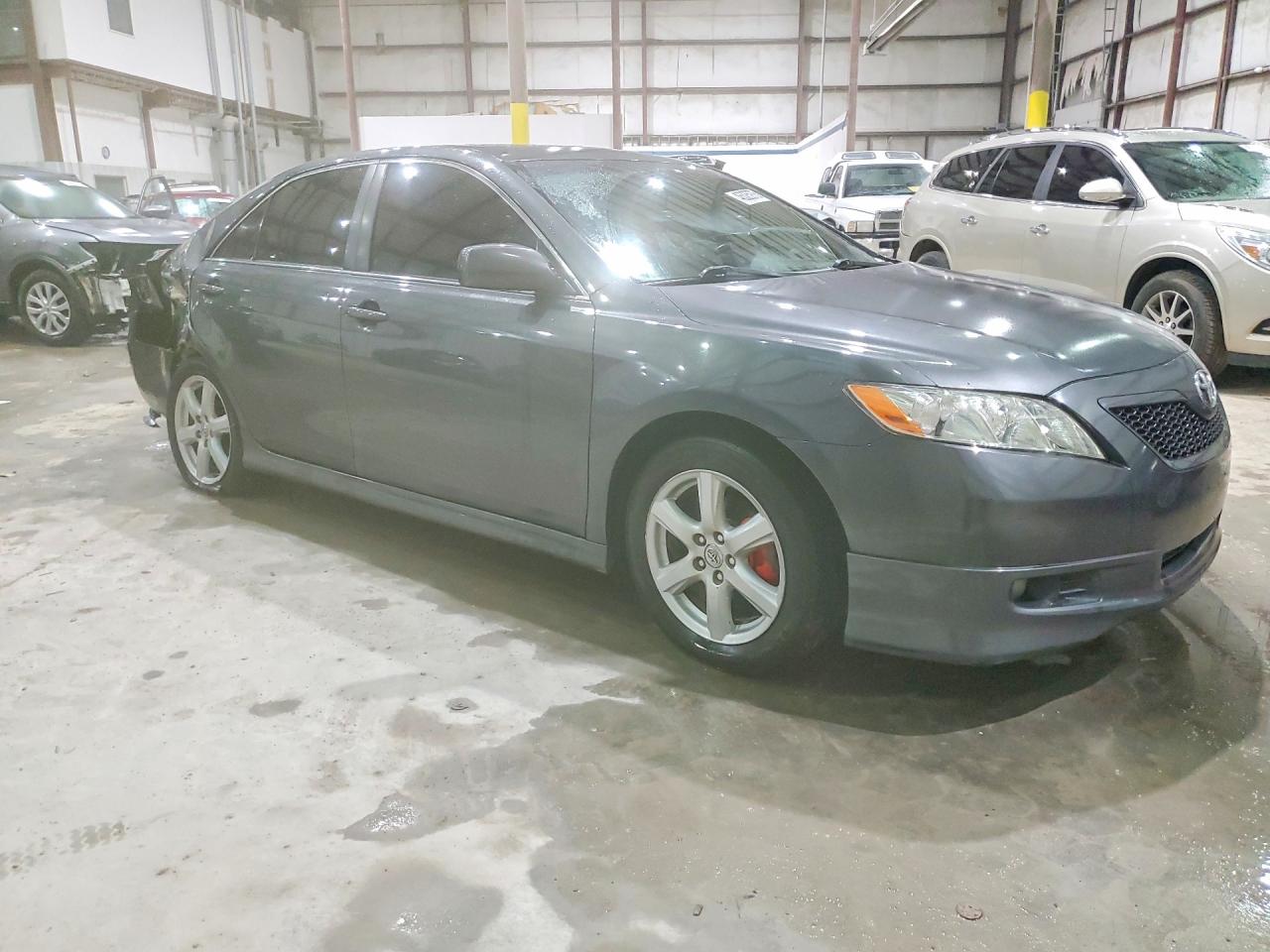 2007 TOYOTA CAMRY SE photo 4