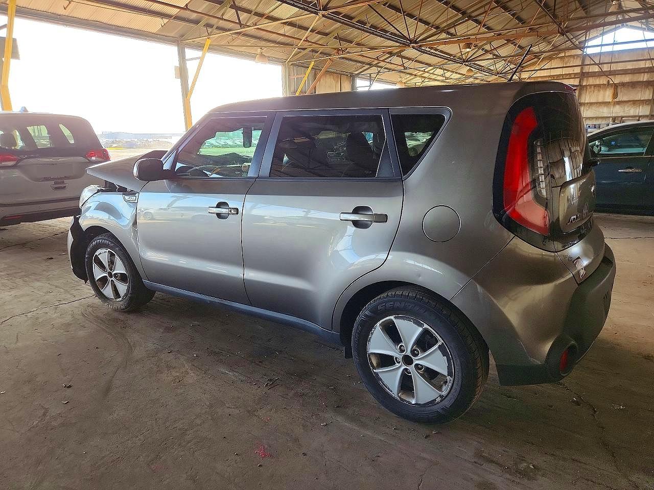 2016 KIA SOUL BASE photo 2