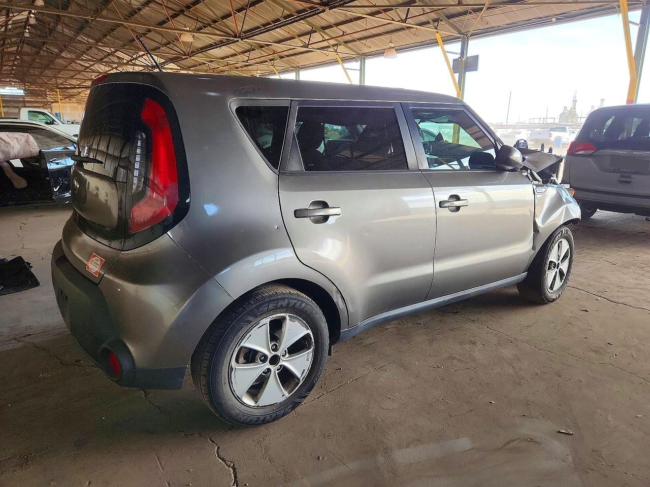 2016 KIA SOUL BASE photo 3