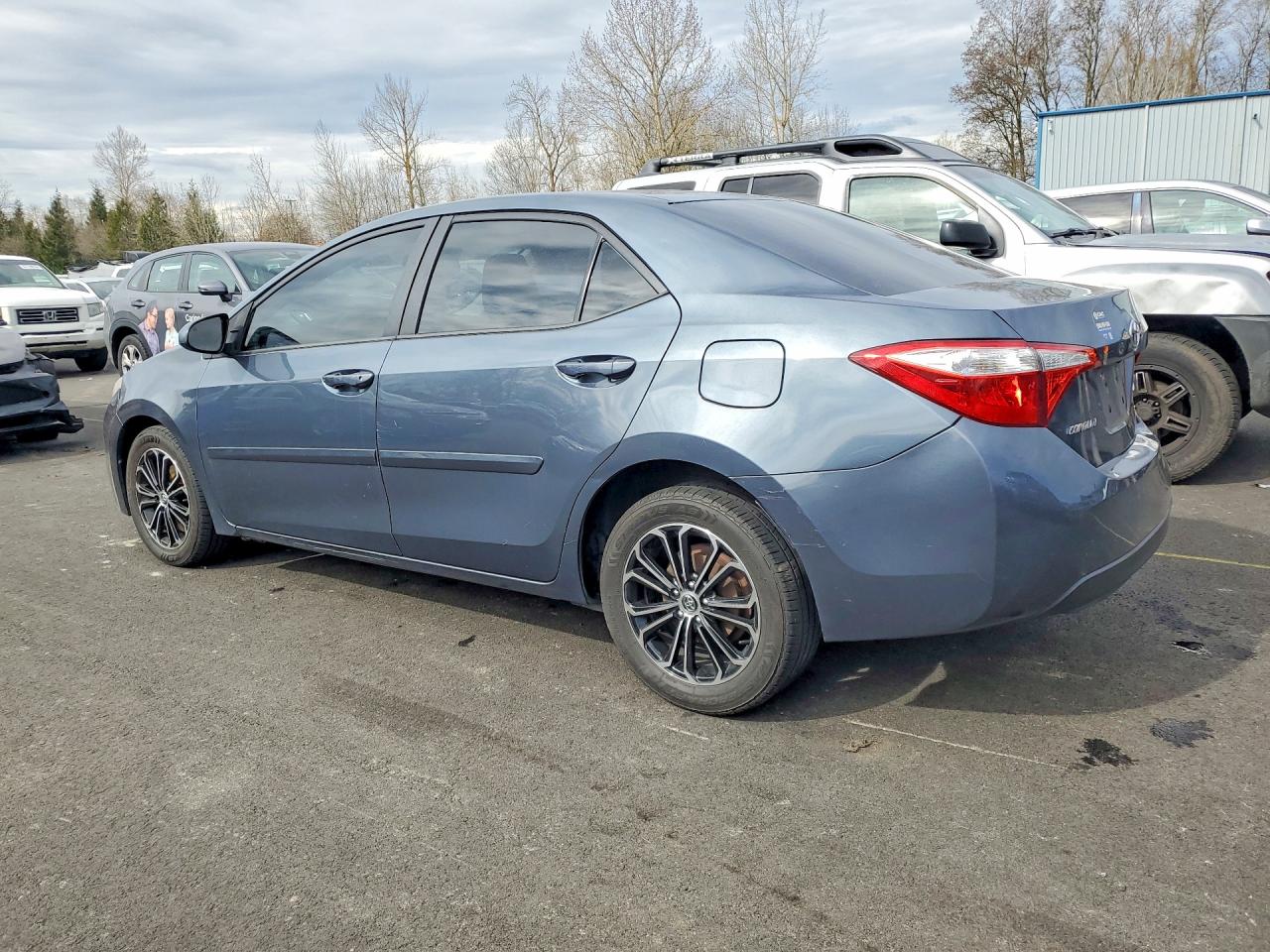 2014 TOYOTA COROLLA LE photo 4