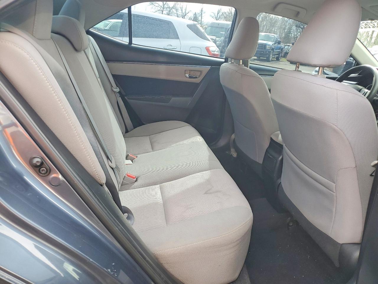 2014 TOYOTA COROLLA LE photo 28