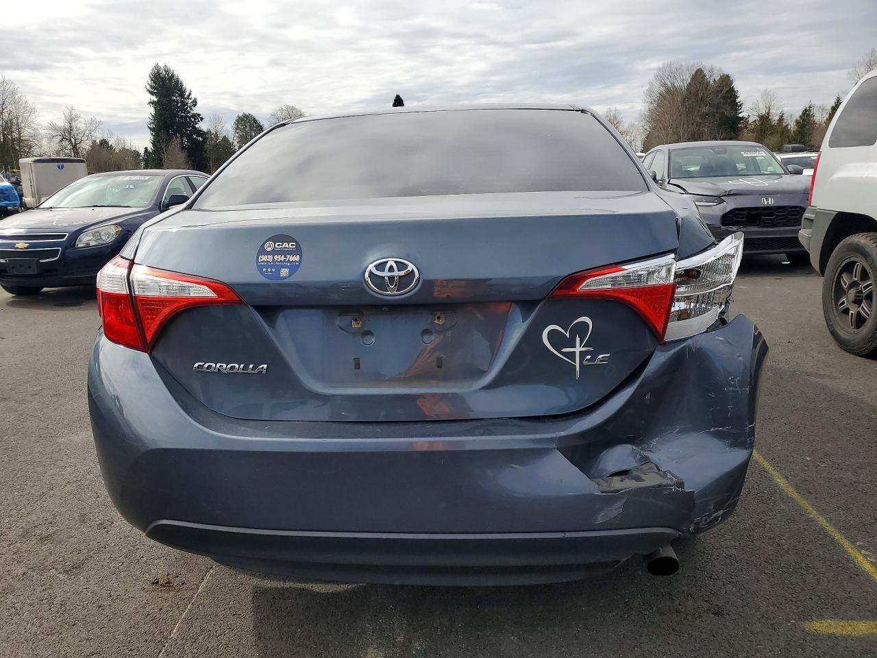 2014 TOYOTA COROLLA LE photo 16