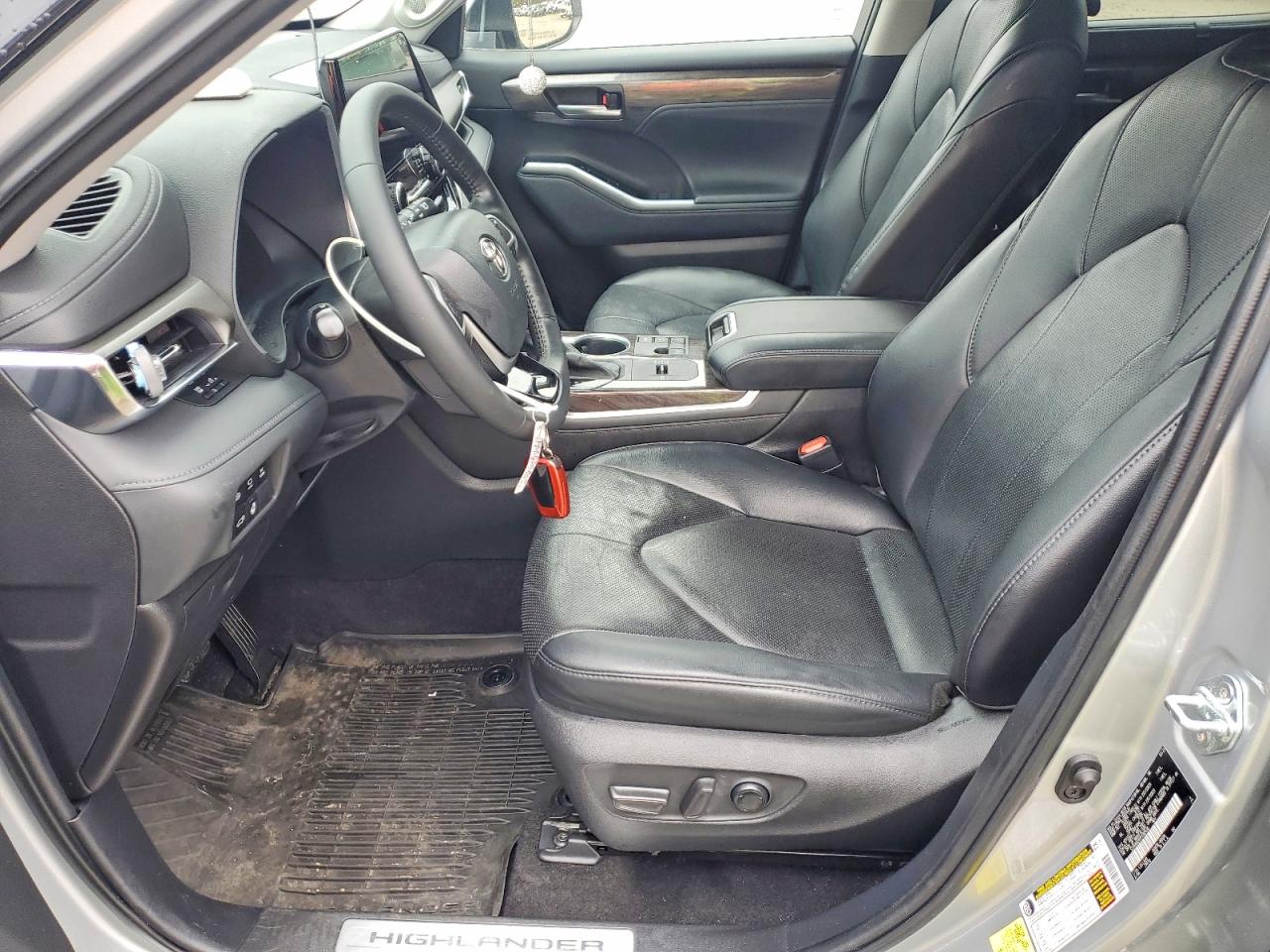 2023 TOYOTA HIGHLANDER HYBRID LIMITED photo 19