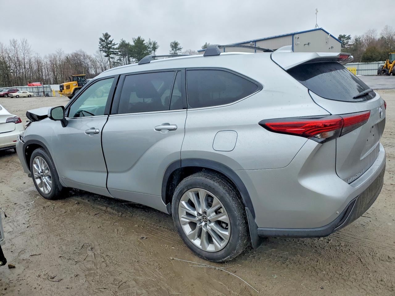 2023 TOYOTA HIGHLANDER HYBRID LIMITED photo 4