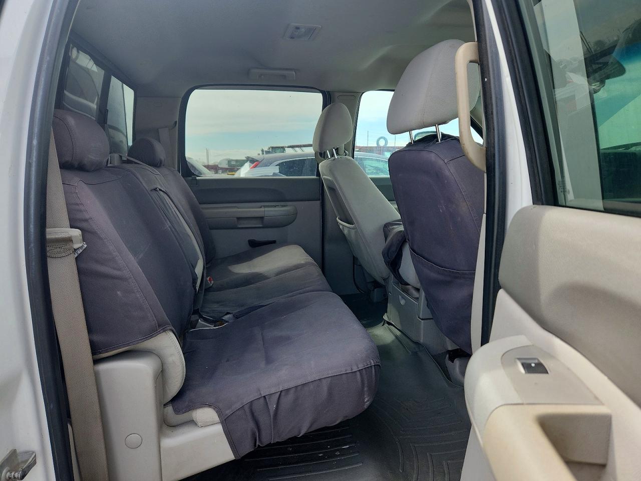 2008 GMC SIERRA K3500 photo 11