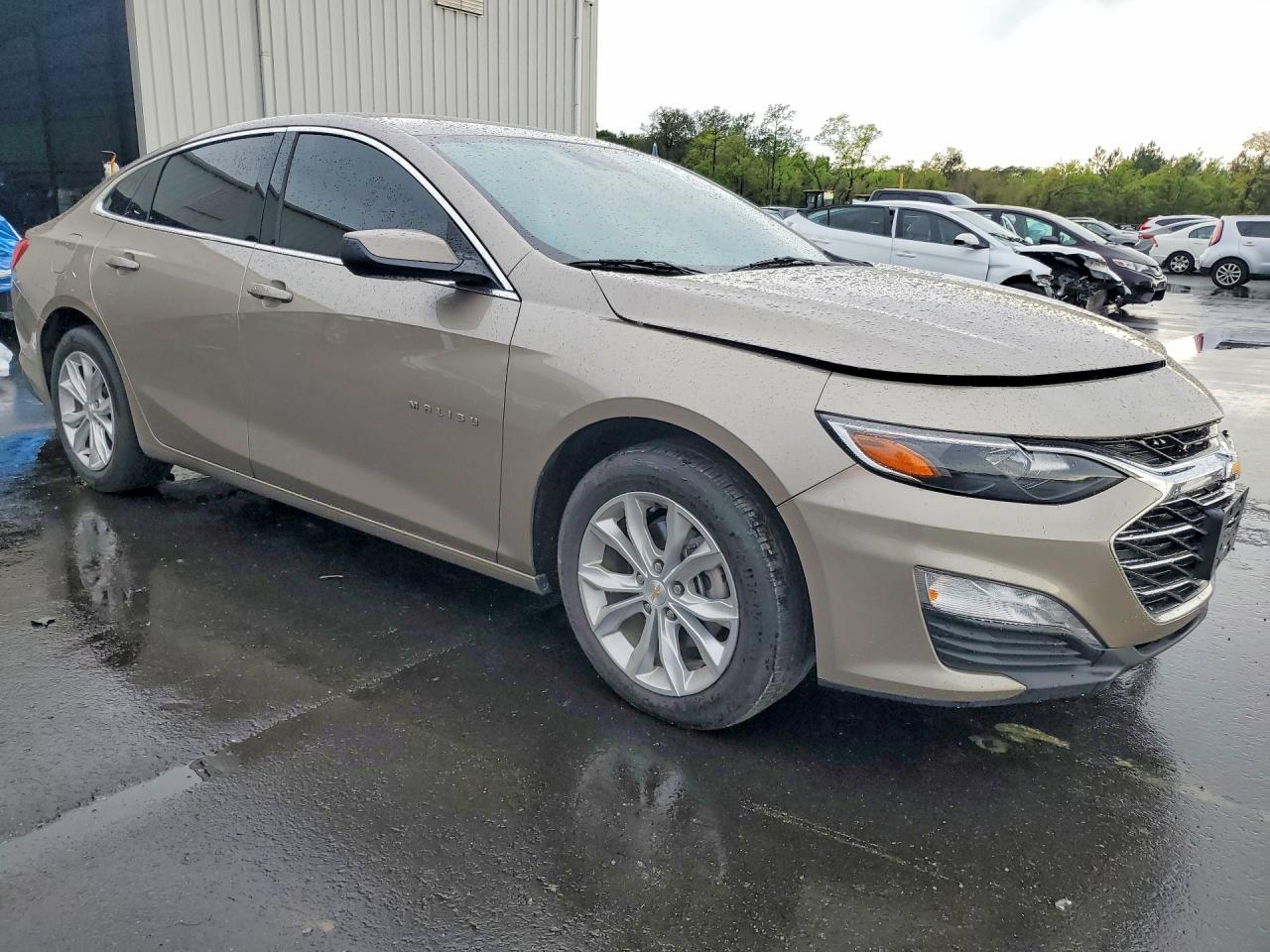2025 CHEVROLET MALIBU LT photo 4