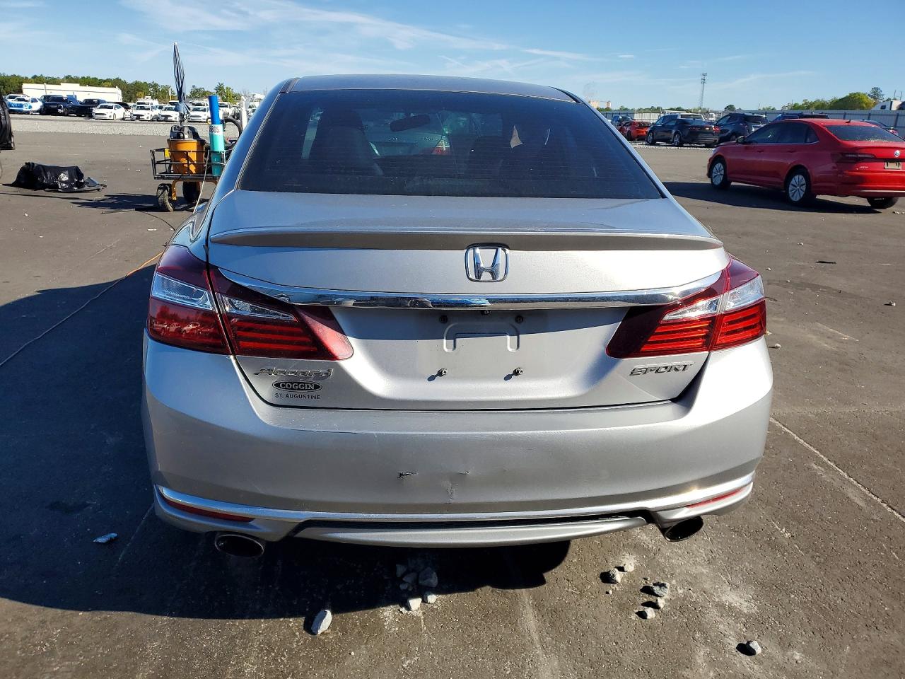 2017 HONDA ACCORD SPORT photo 16