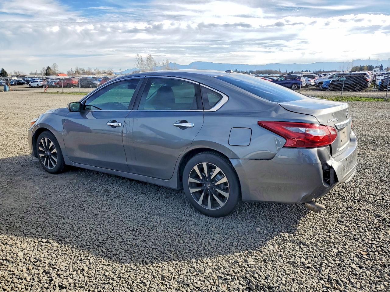 2018 NISSAN ALTIMA 2.5 SV photo 4