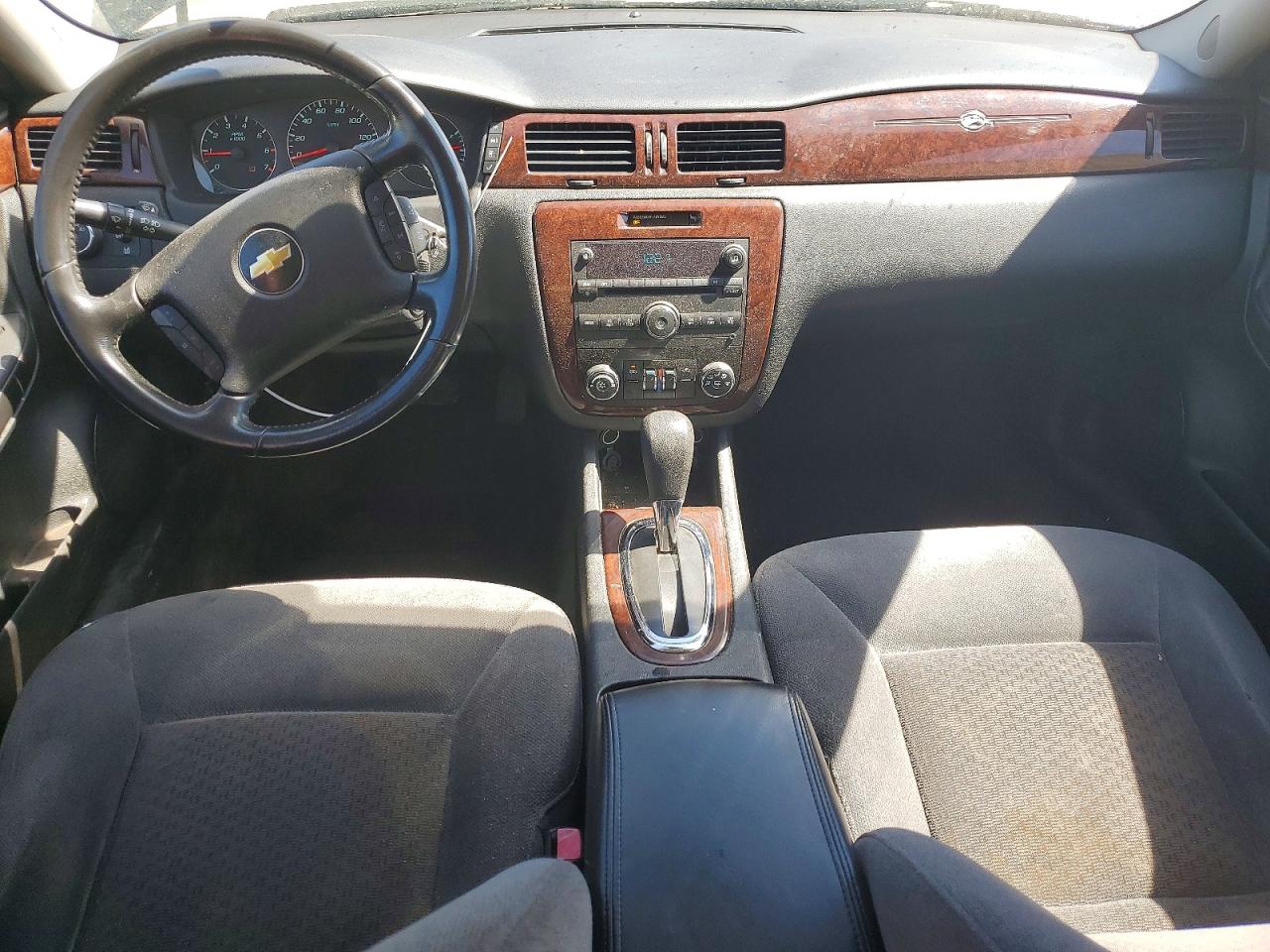 2011 CHEVROLET IMPALA LT photo 15