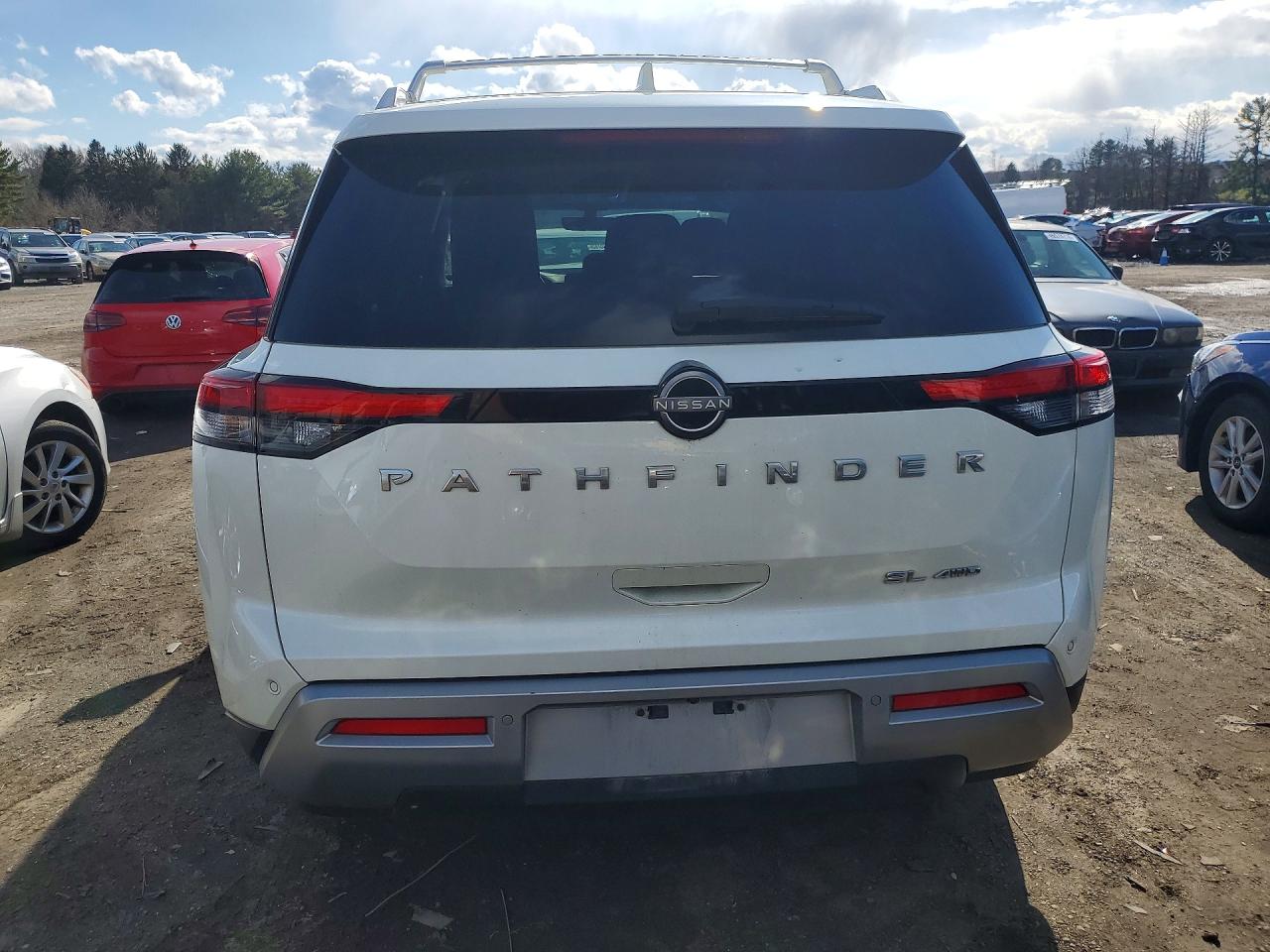 2023 NISSAN PATHFINDER SL photo 11