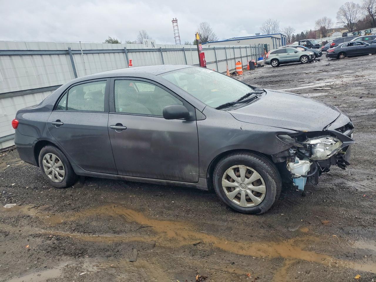 2011 TOYOTA COROLLA LE photo 7