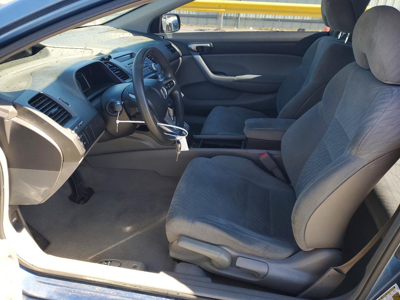 2010 HONDA CIVIC LX photo 13