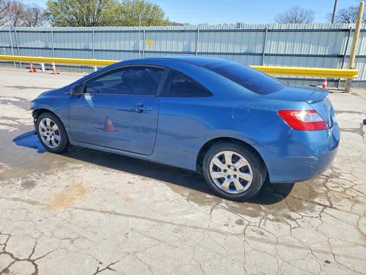 2010 HONDA CIVIC LX photo 3