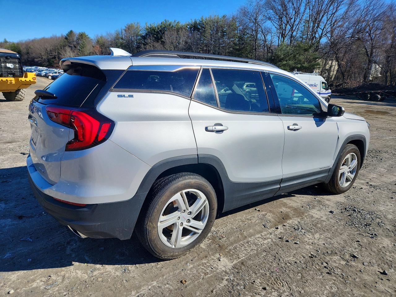 2018 GMC TERRAIN SLE photo 7