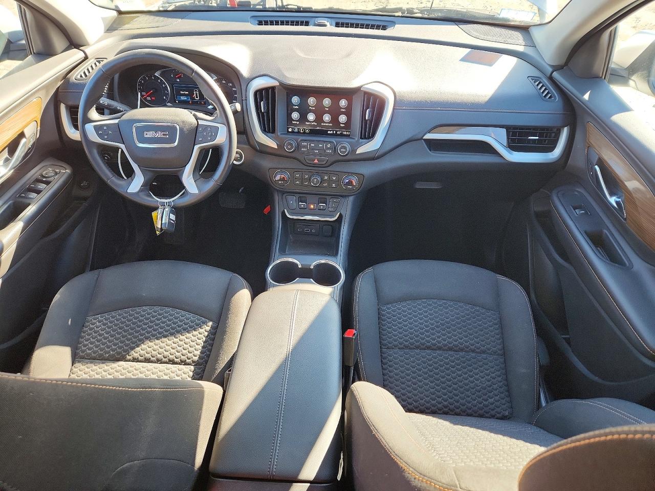 2018 GMC TERRAIN SLE photo 22
