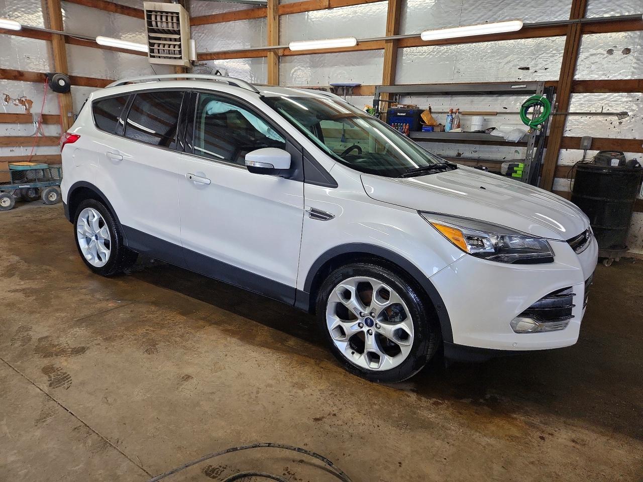2016 FORD ESCAPE TITANIUM photo 10