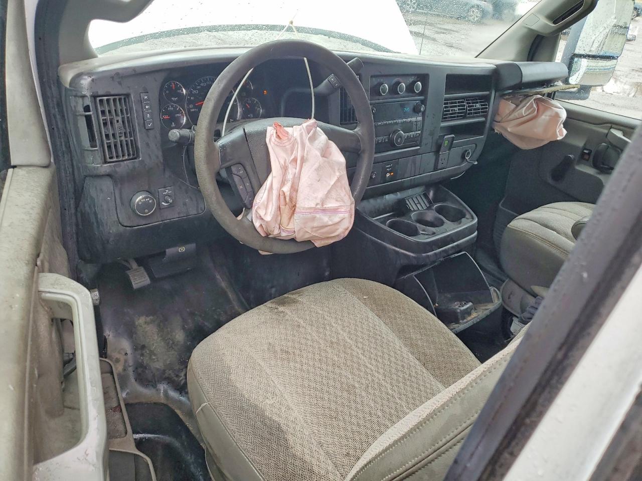 2018 CHEVROLET EXPRESS UTILITY / SERVICE TRUCK photo 8