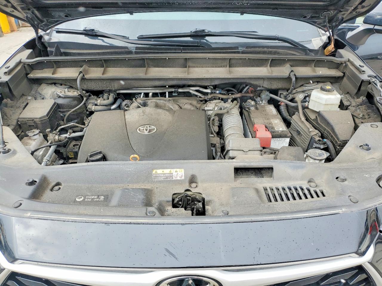 2022 TOYOTA HIGHLANDER XLE photo 23