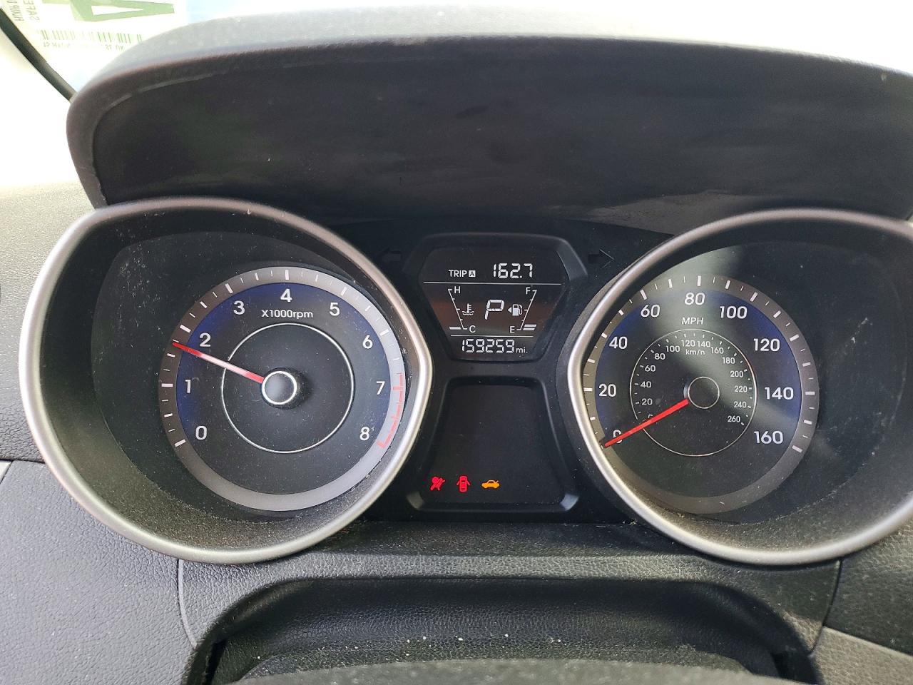 2015 HYUNDAI ELANTRA SE photo 9