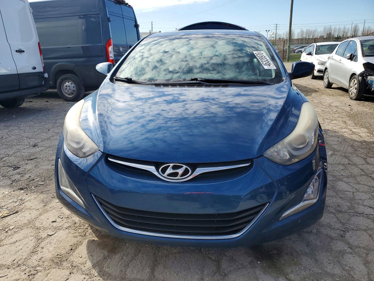 2015 HYUNDAI ELANTRA SE photo 5