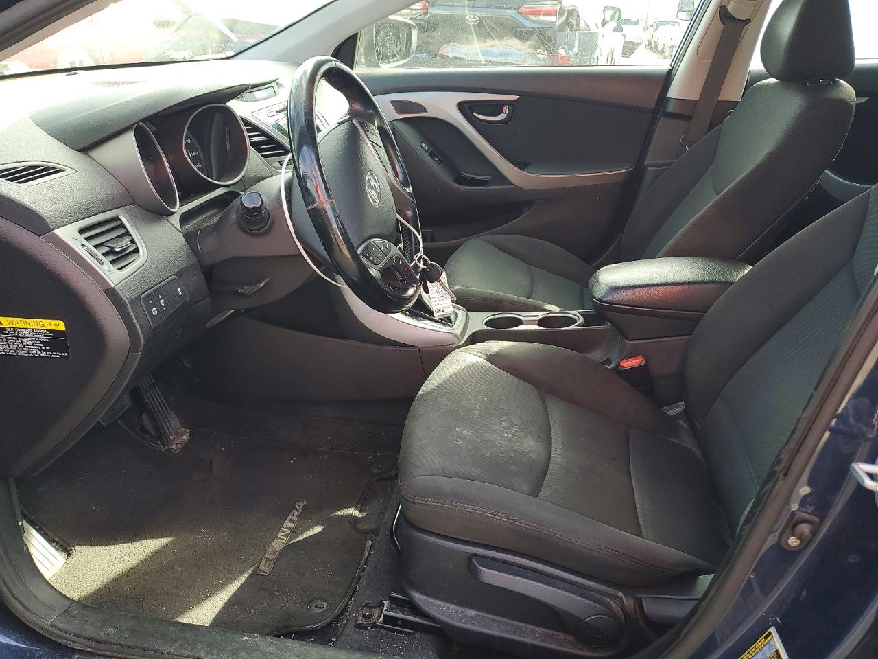 2015 HYUNDAI ELANTRA SE photo 7