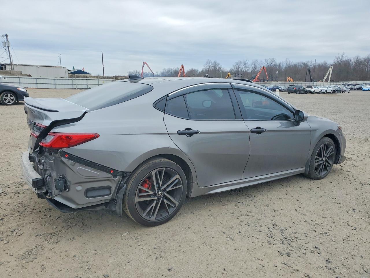 2025 TOYOTA CAMRY XSE photo 5