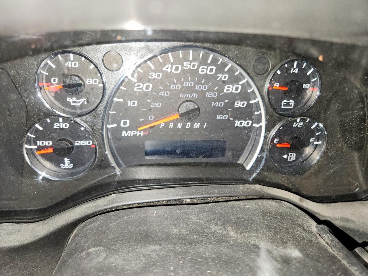 2017 GMC SAVANA G2500 photo 17