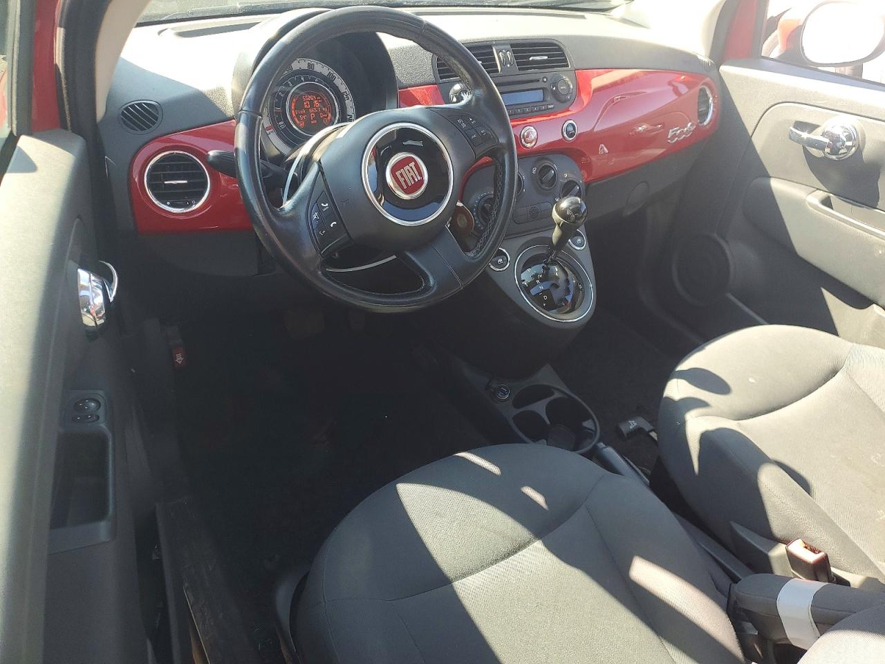 2012 FIAT 500 POP photo 15