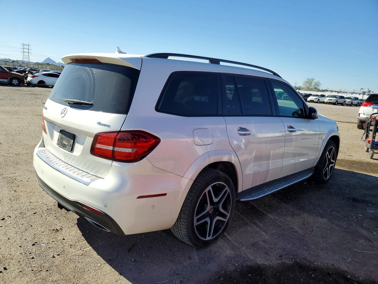 2017 MERCEDES-BENZ GLS 550 4MATIC photo 3