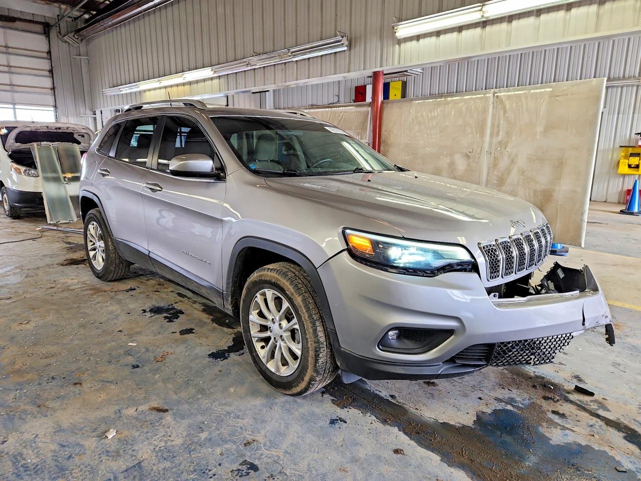 2019 JEEP CHEROKEE LATITUDE photo 10