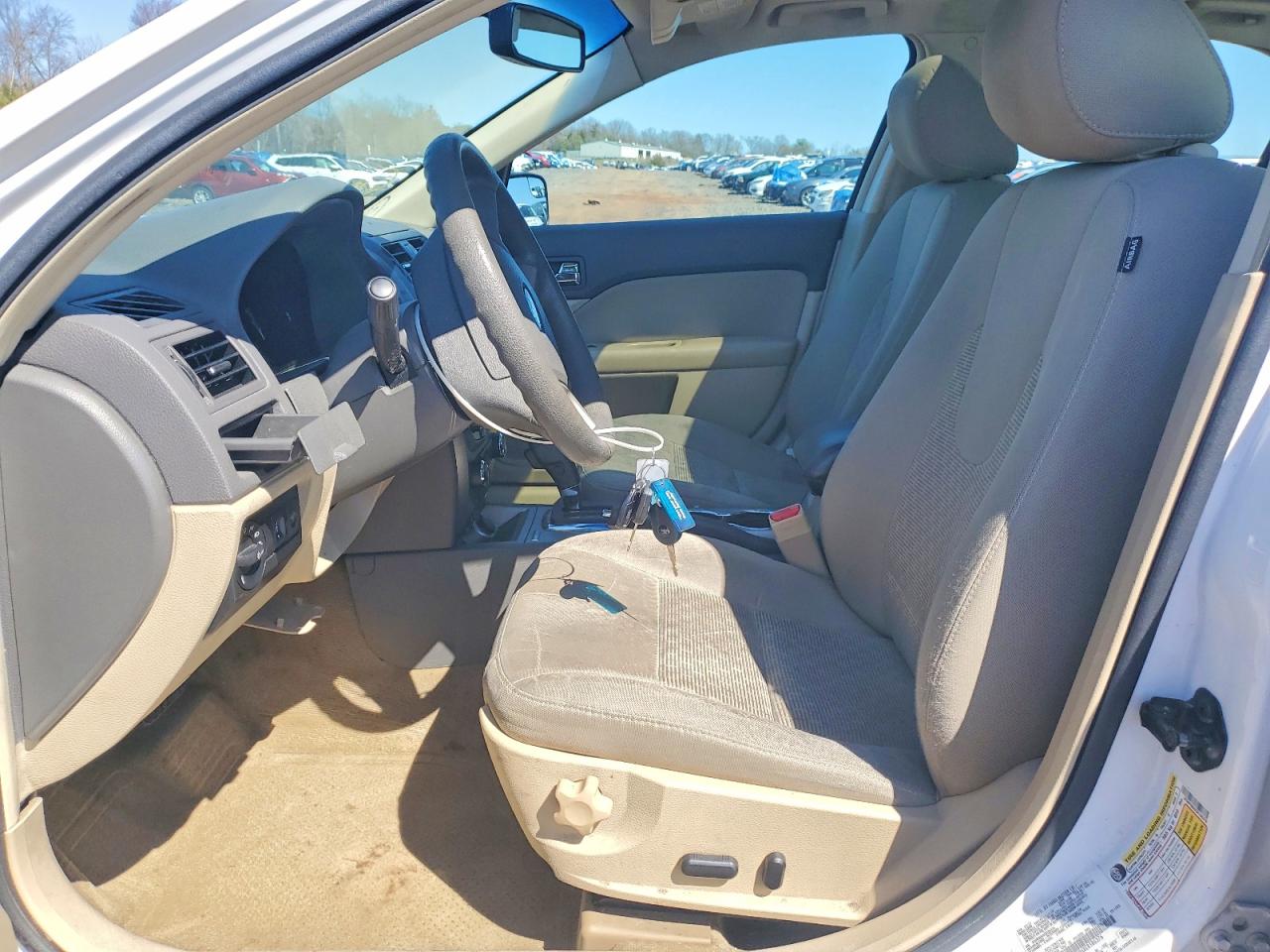2012 FORD FUSION SE photo 19