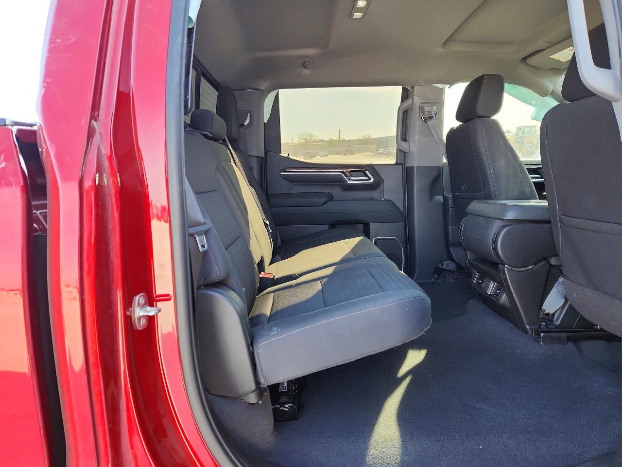 2023 CHEVROLET SILVERADO K1500 LT photo 19