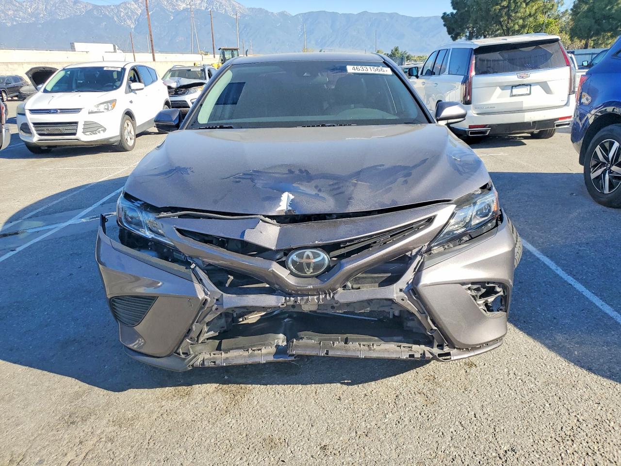 2020 TOYOTA CAMRY SE photo 9