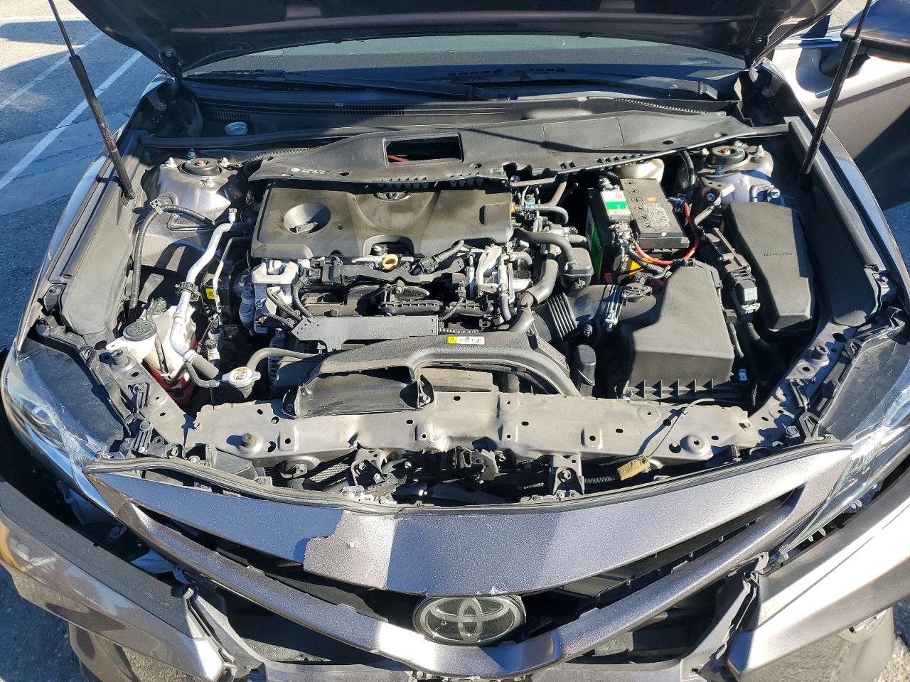 2020 TOYOTA CAMRY SE photo 21