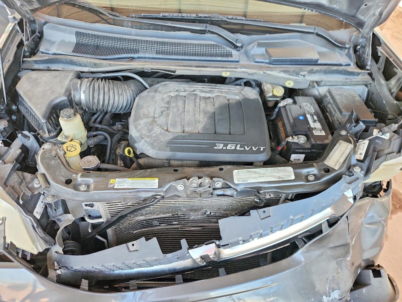 2012 DODGE GRAND CARAVAN SXT photo 12