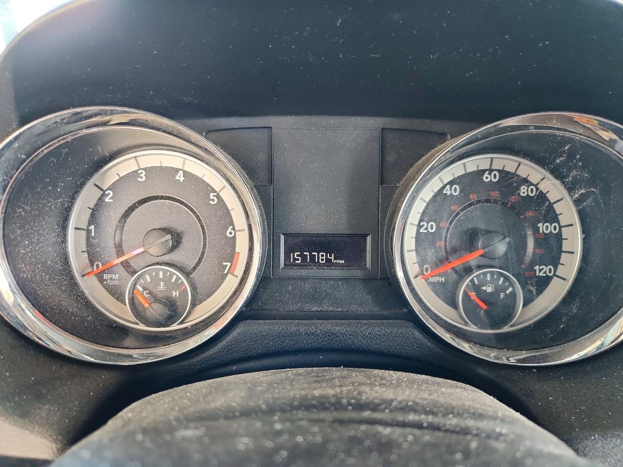 2012 DODGE GRAND CARAVAN SXT photo 9