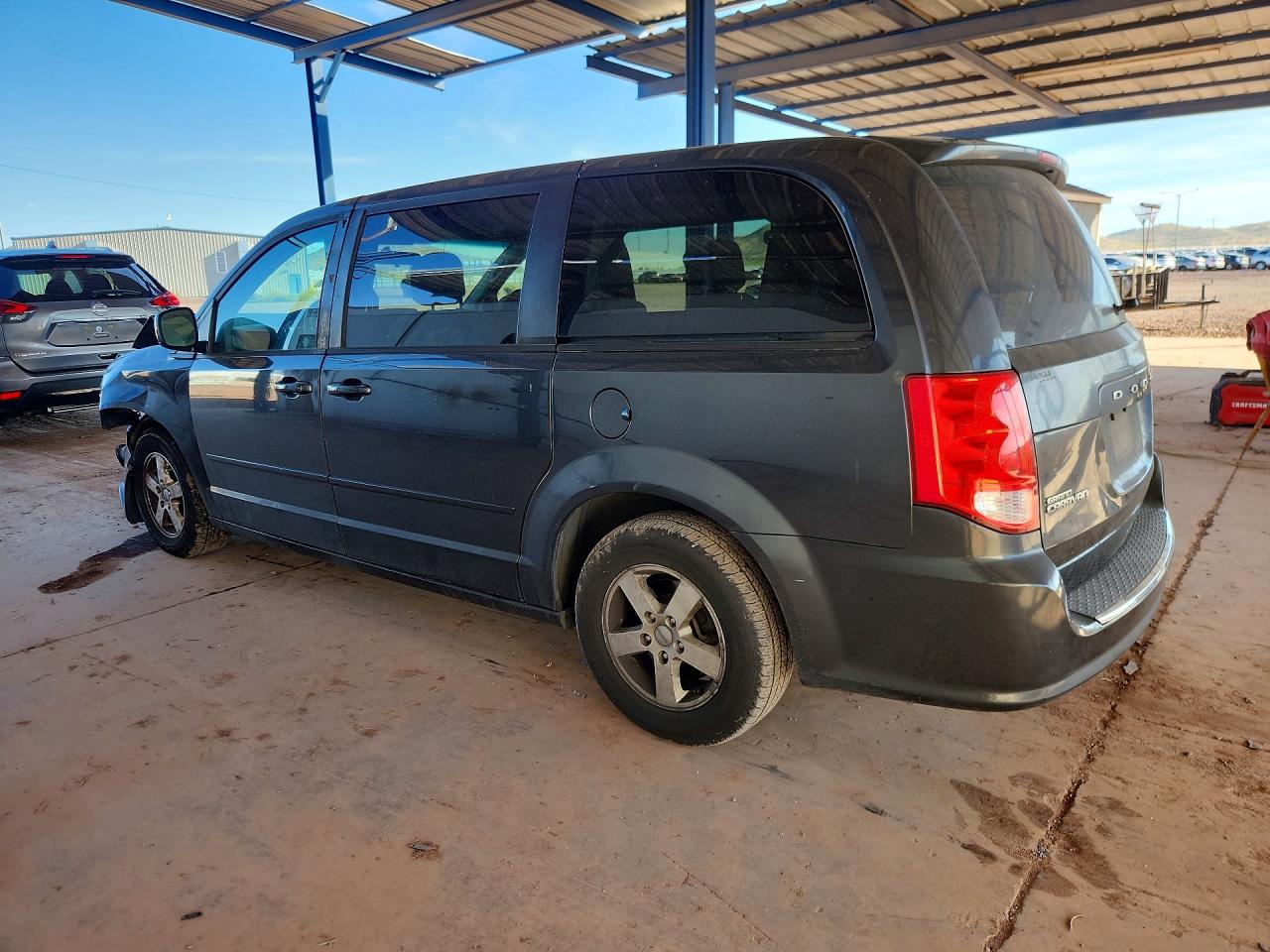 2012 DODGE GRAND CARAVAN SXT photo 2