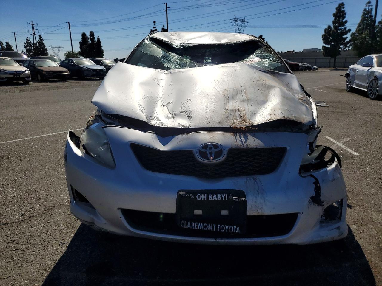 2010 TOYOTA COROLLA LE photo 11