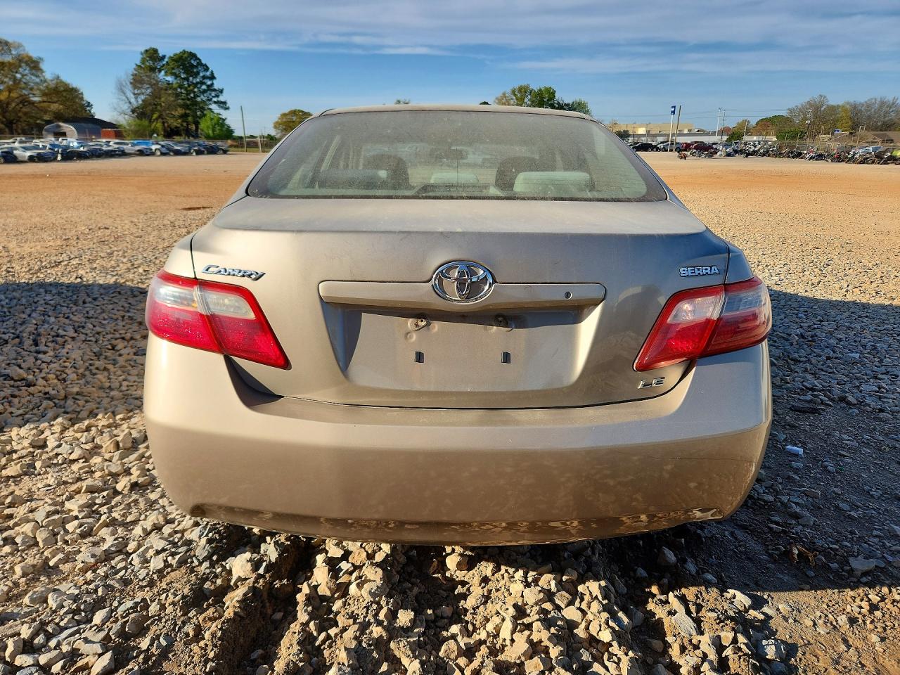 2009 TOYOTA CAMRY LE photo 11