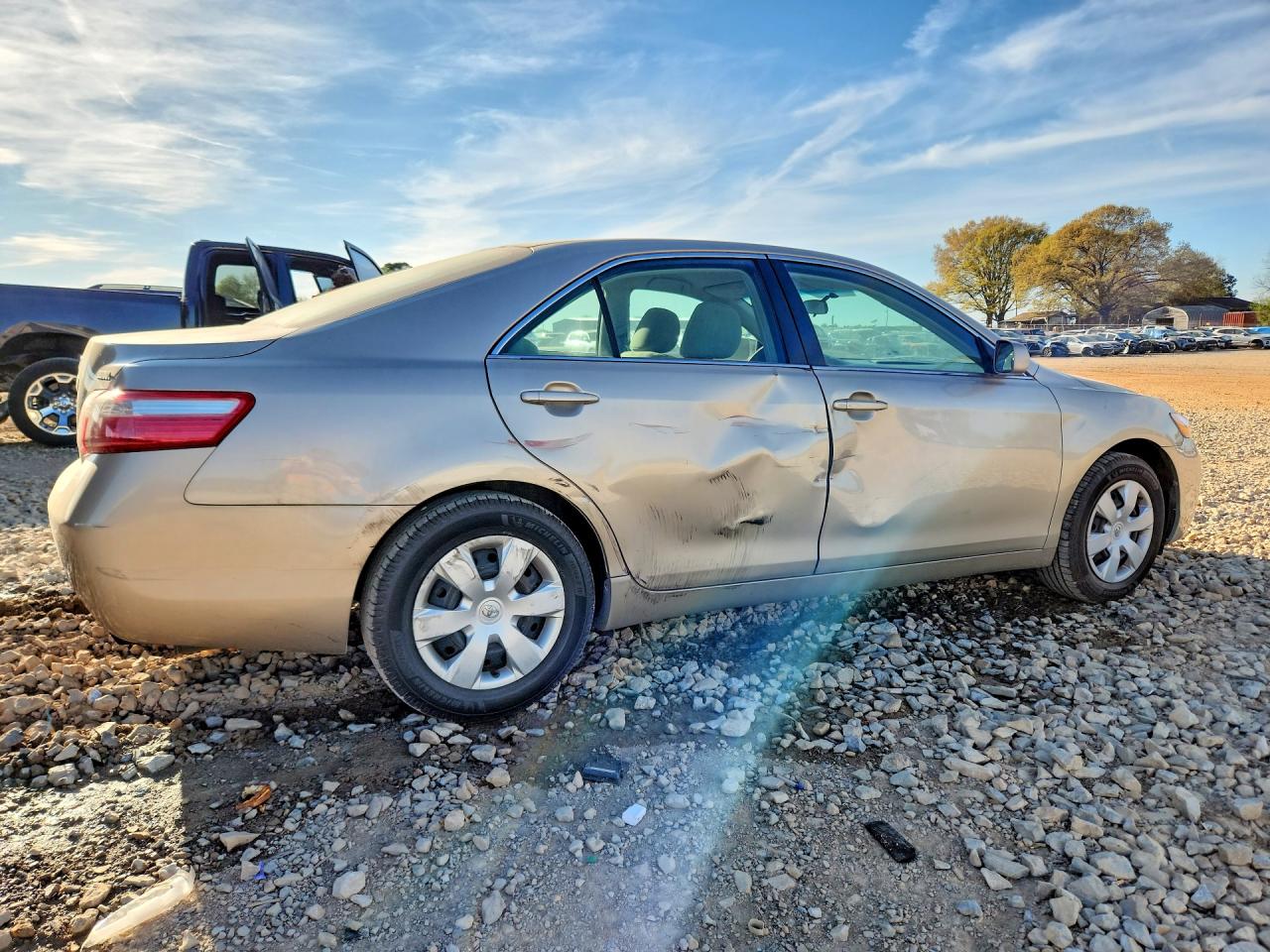 2009 TOYOTA CAMRY LE photo 5