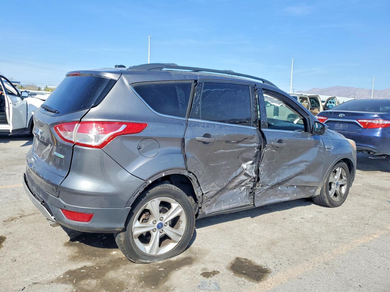2014 FORD ESCAPE SE photo 3