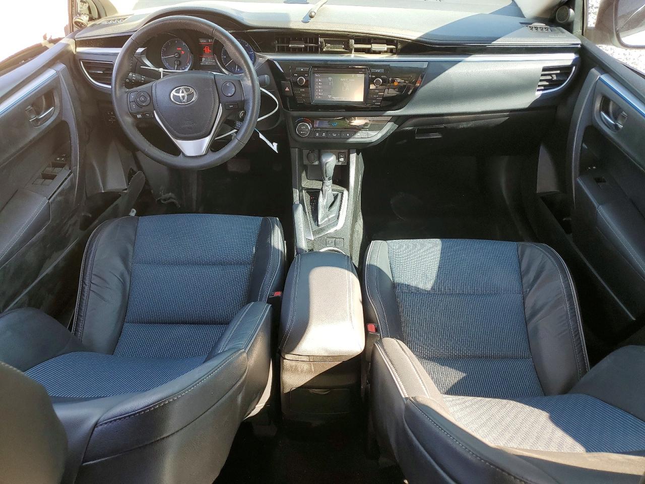 2015 TOYOTA COROLLA S PLUS photo 15